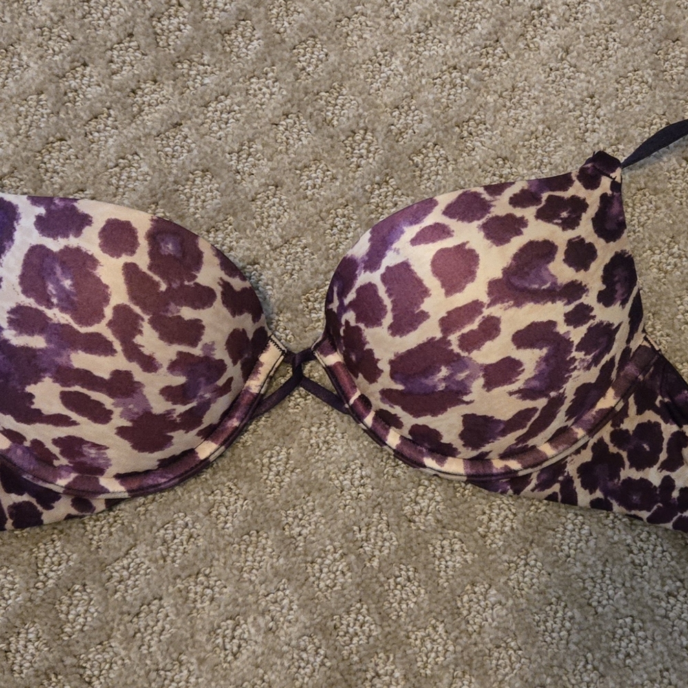 Victoria's Secret Bombshell Purple Leopard Print Bra